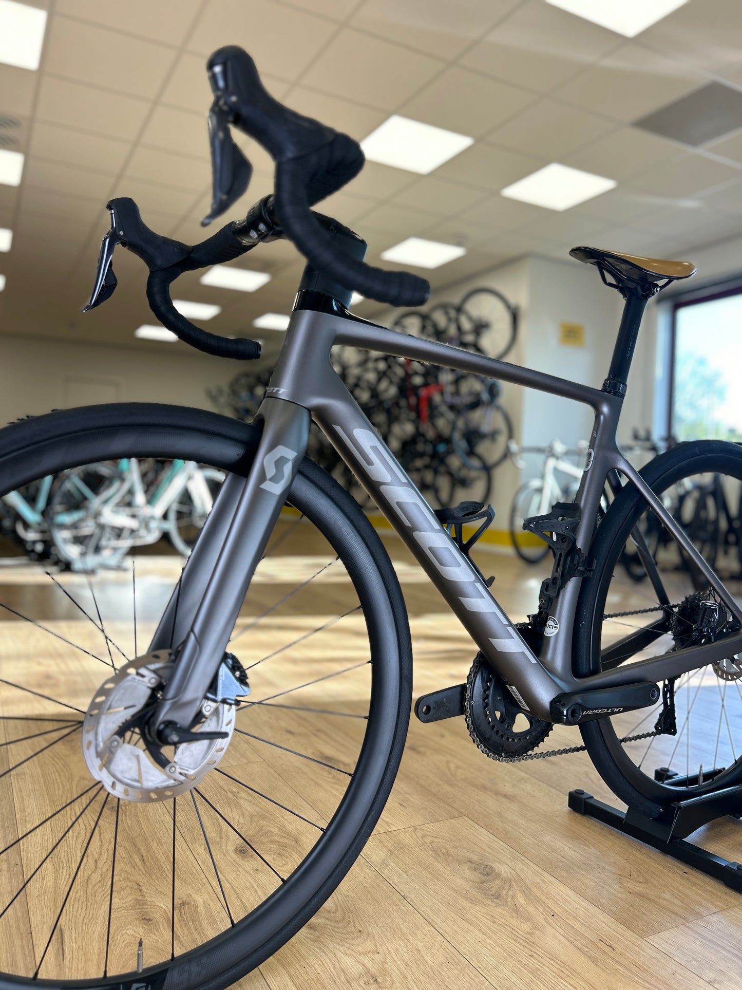 Scott Addict RC15 Di2 Carbon Disc Racefiets