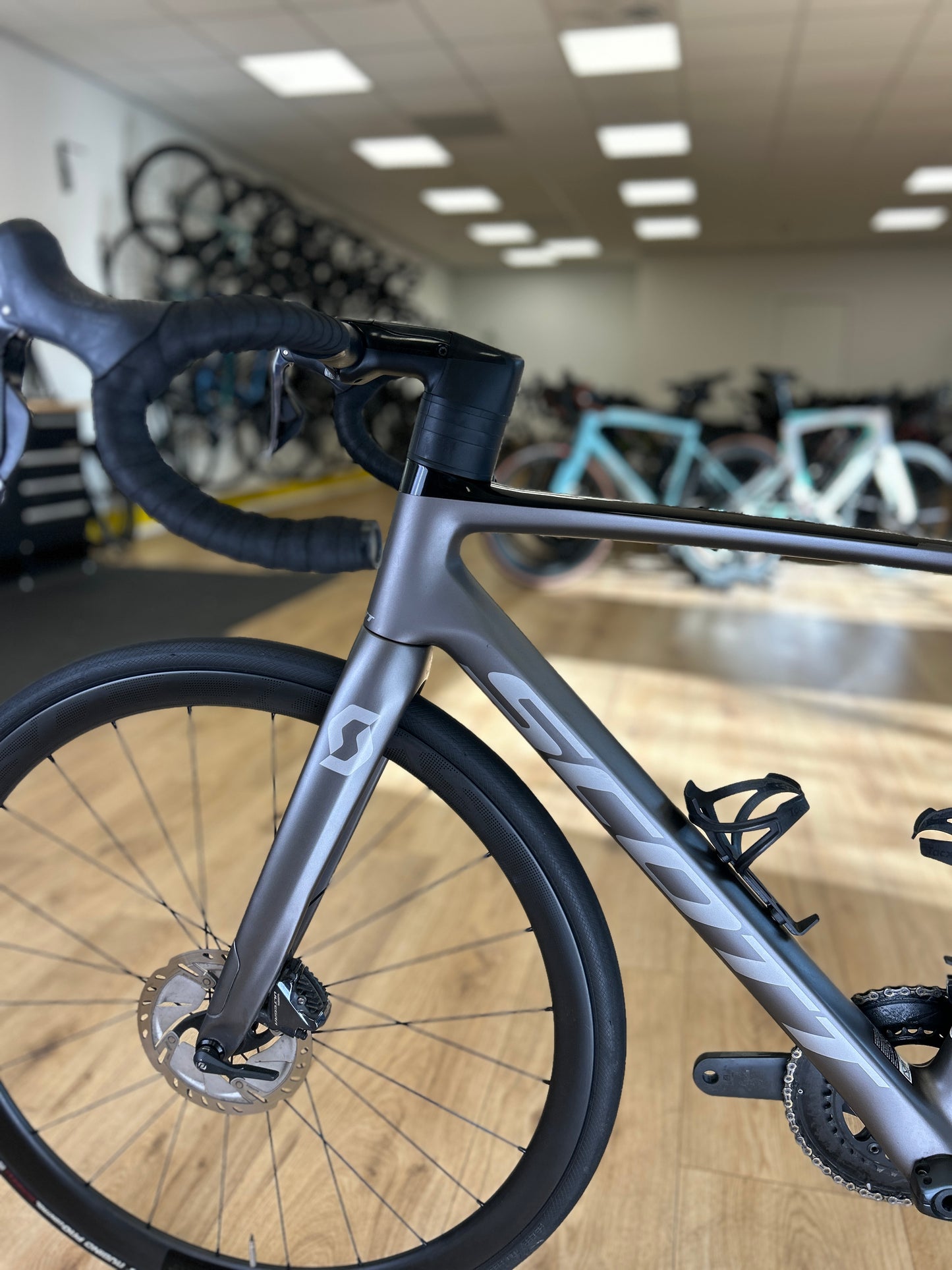 Scott Addict RC15 Di2 Carbon Disc Racefiets