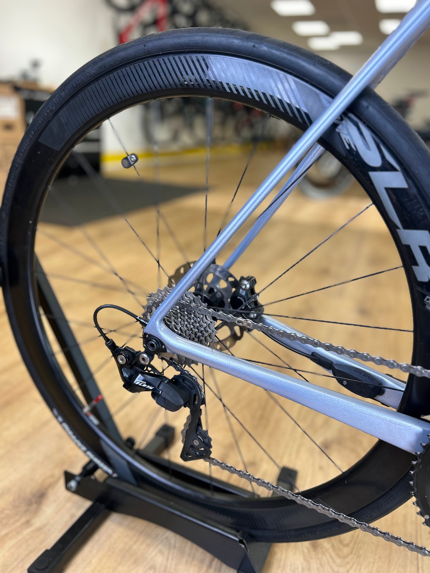 GIANT Pro Advanced Full Carbon disc Racefiets