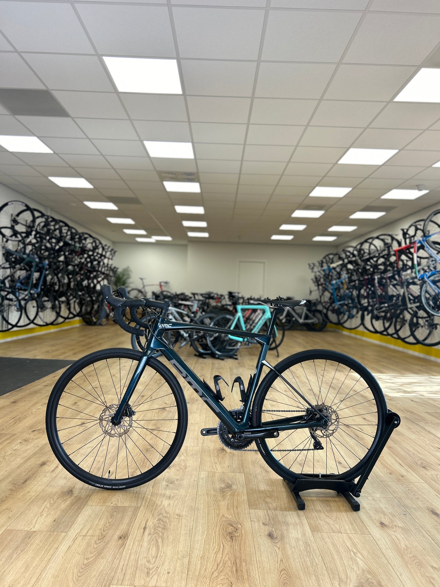 BMC Road Machine Carbon Racefiets