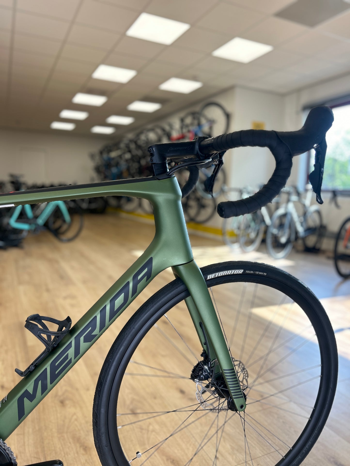 Merida Scultura Endurance 5000 Carbon Disc Racefiets