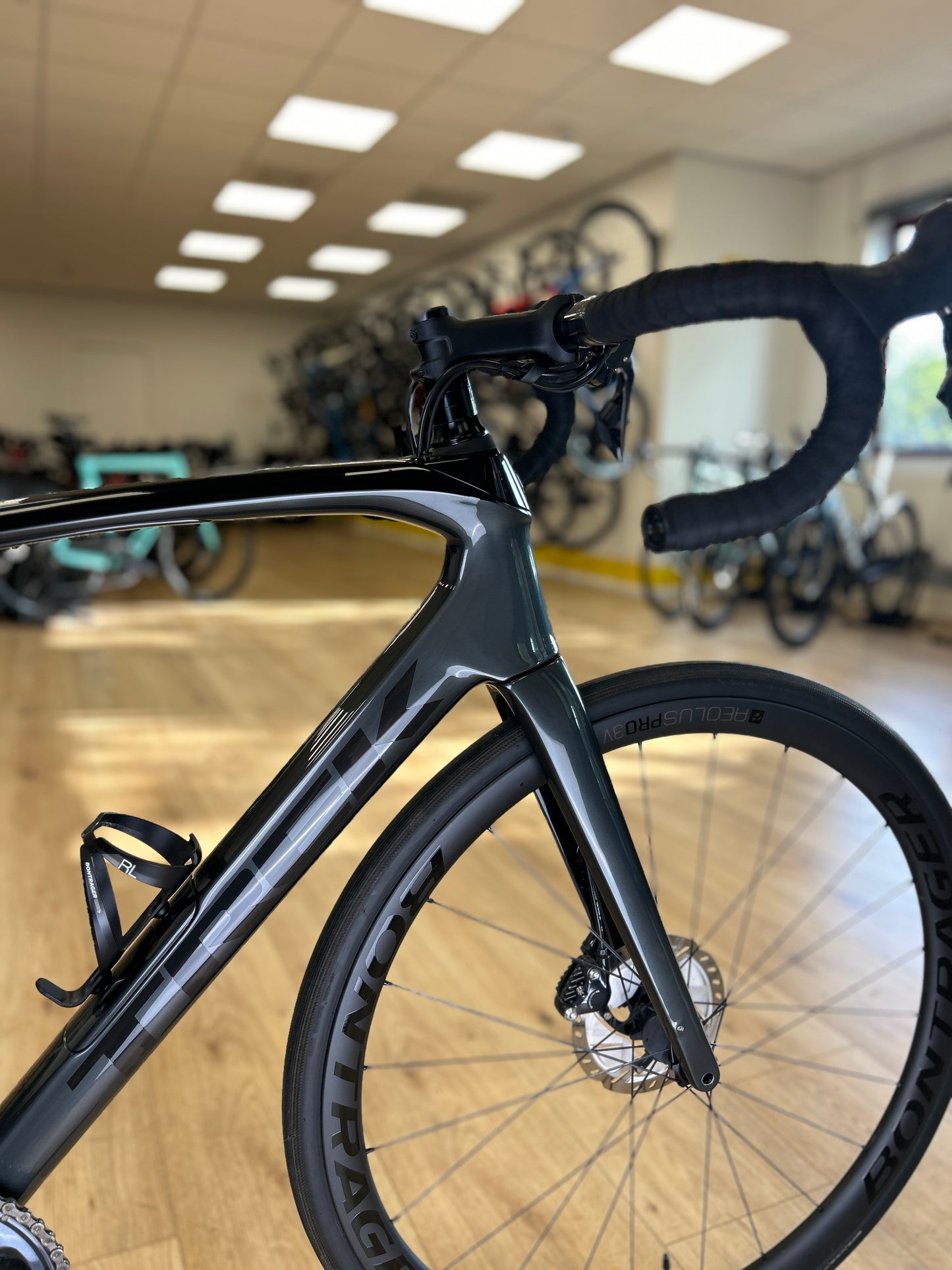 Trek Domane SLR7 Di2 Carbon Disc Racefiets