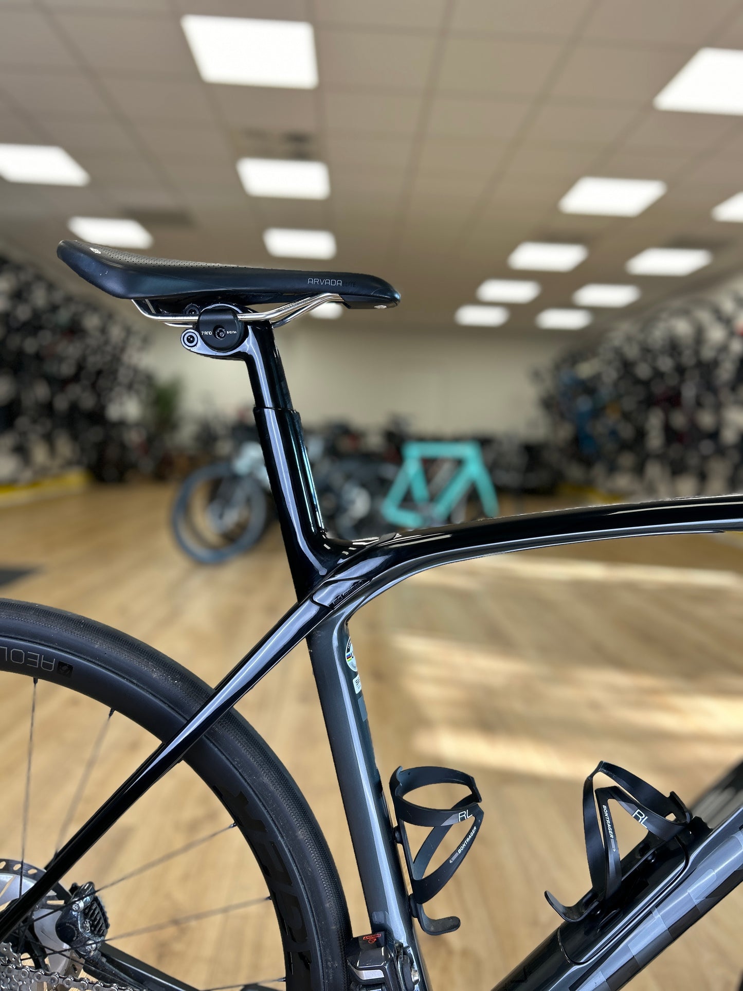 Trek Domane SLR7 Di2 Carbon Disc Racefiets