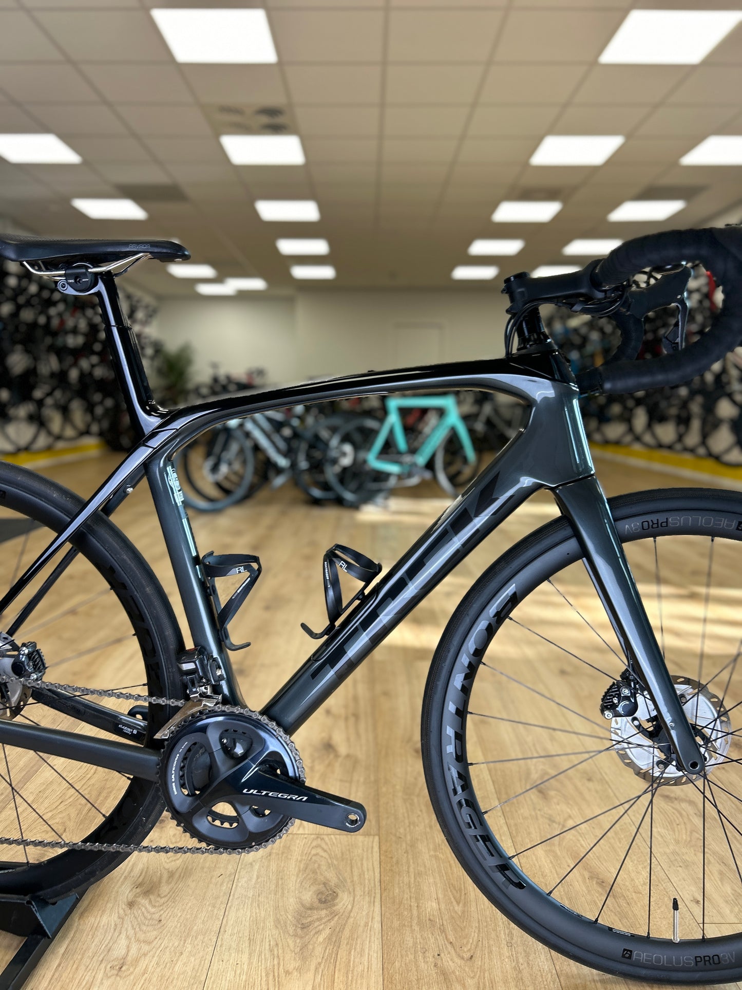 Trek Domane SLR7 Di2 Carbon Disc Racefiets