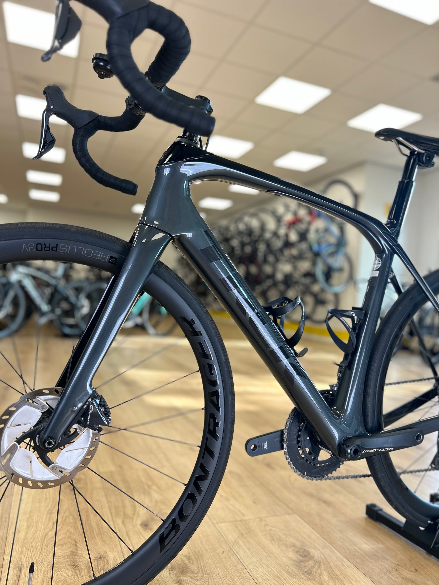 Trek Domane SLR7 Di2 Carbon Disc Racefiets