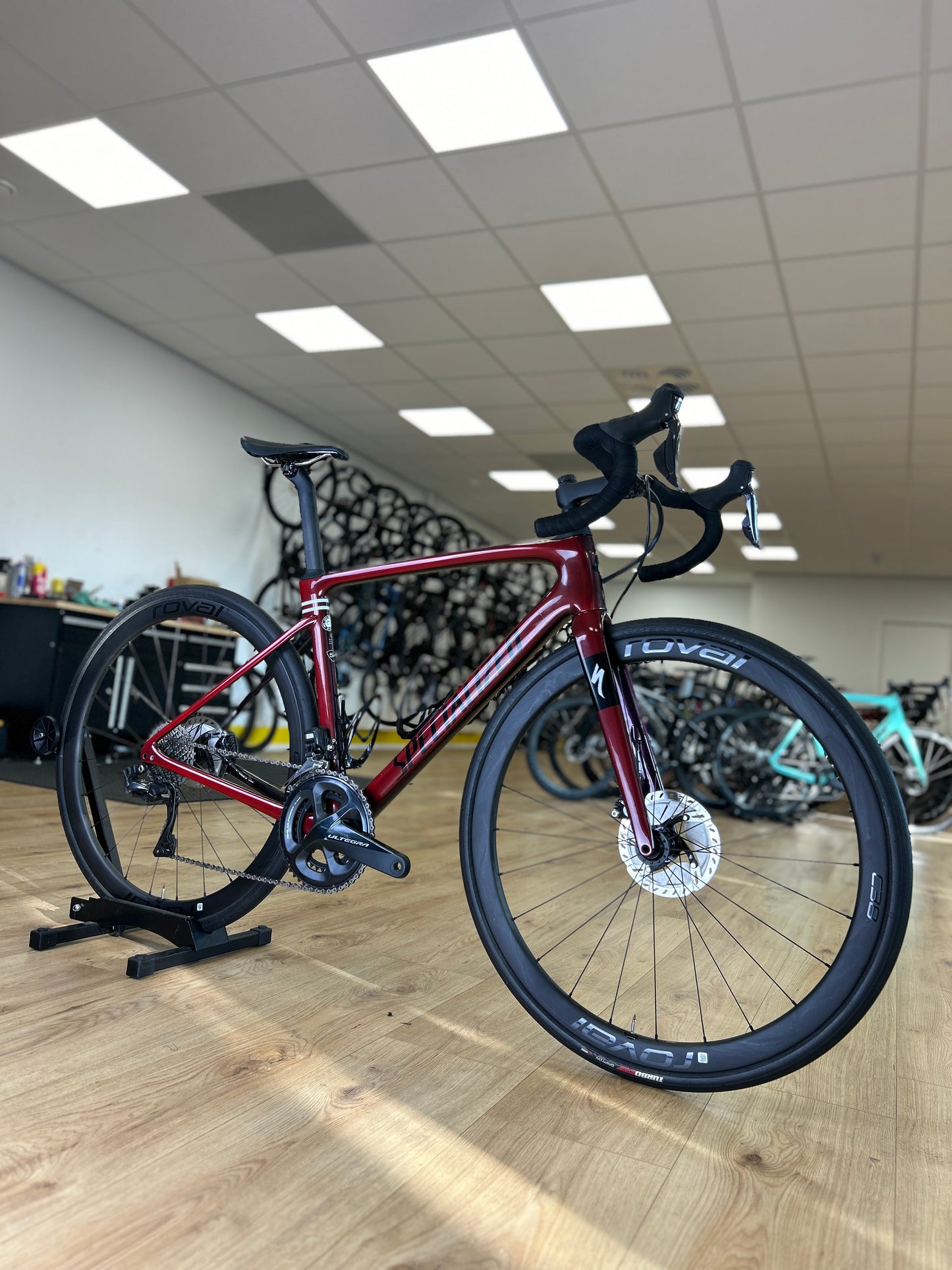Specialized Roubaix Expert Di2 Carbon Disc Racefiets