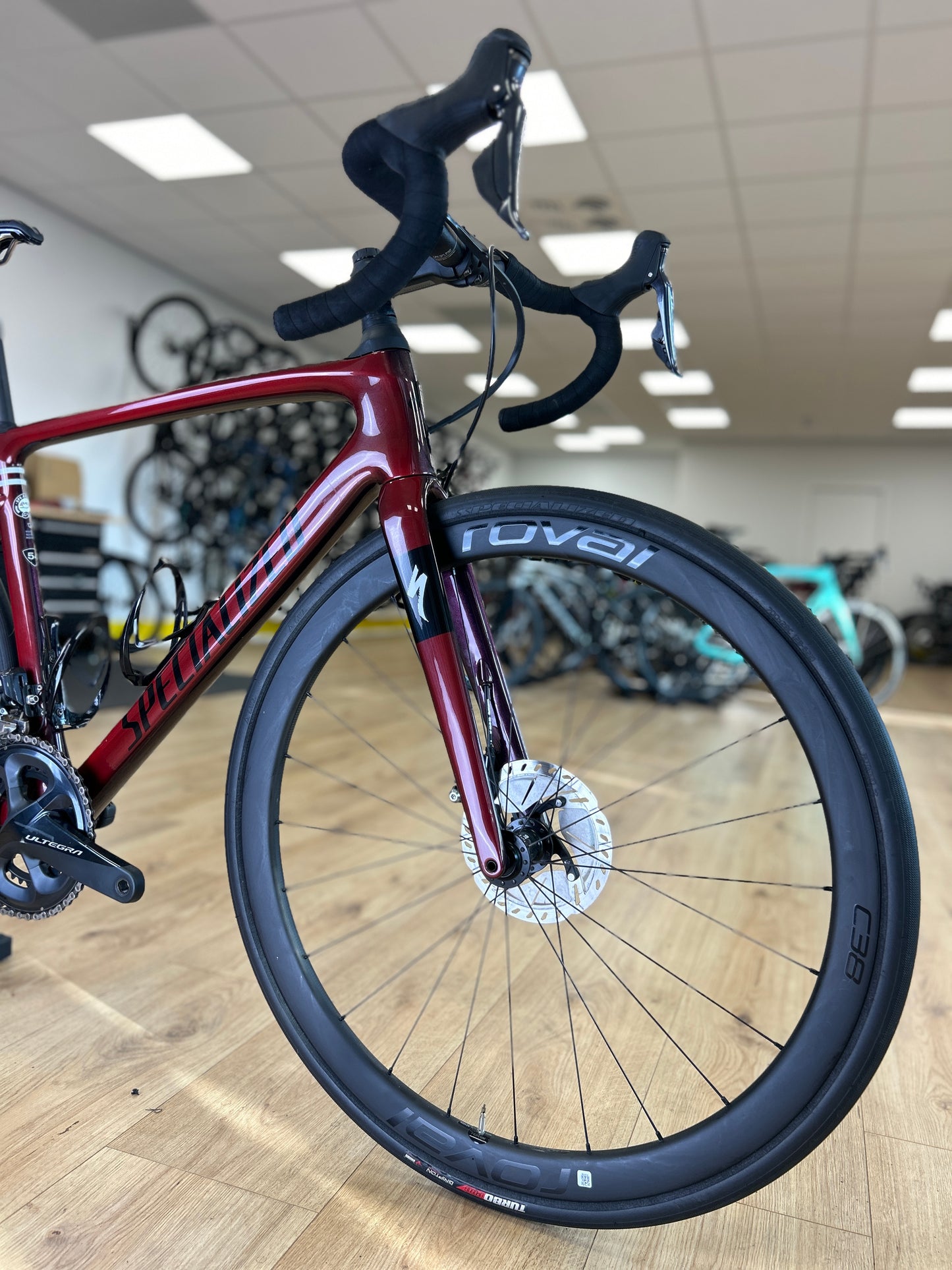 Specialized Roubaix Expert Di2 Carbon Disc Racefiets
