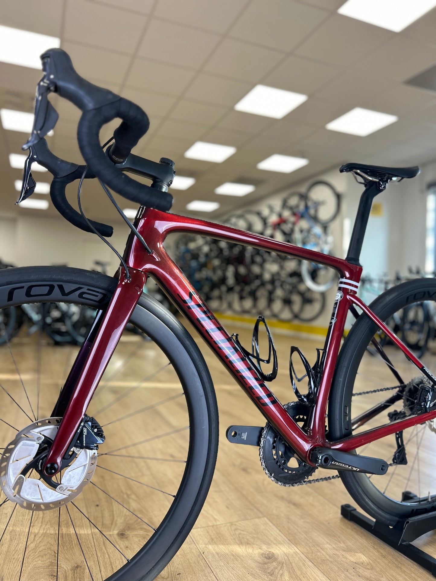 Specialized Roubaix Expert Di2 Carbon Disc Racefiets
