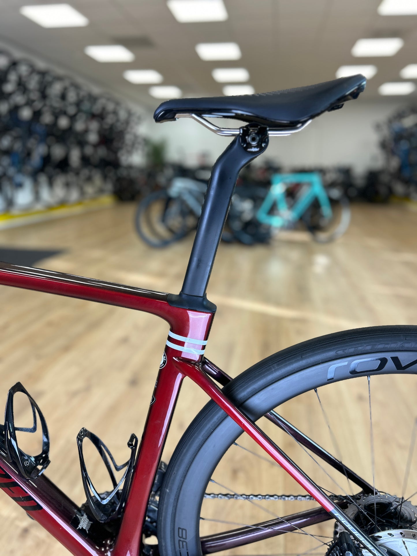 Specialized Roubaix Expert Di2 Carbon Disc Racefiets
