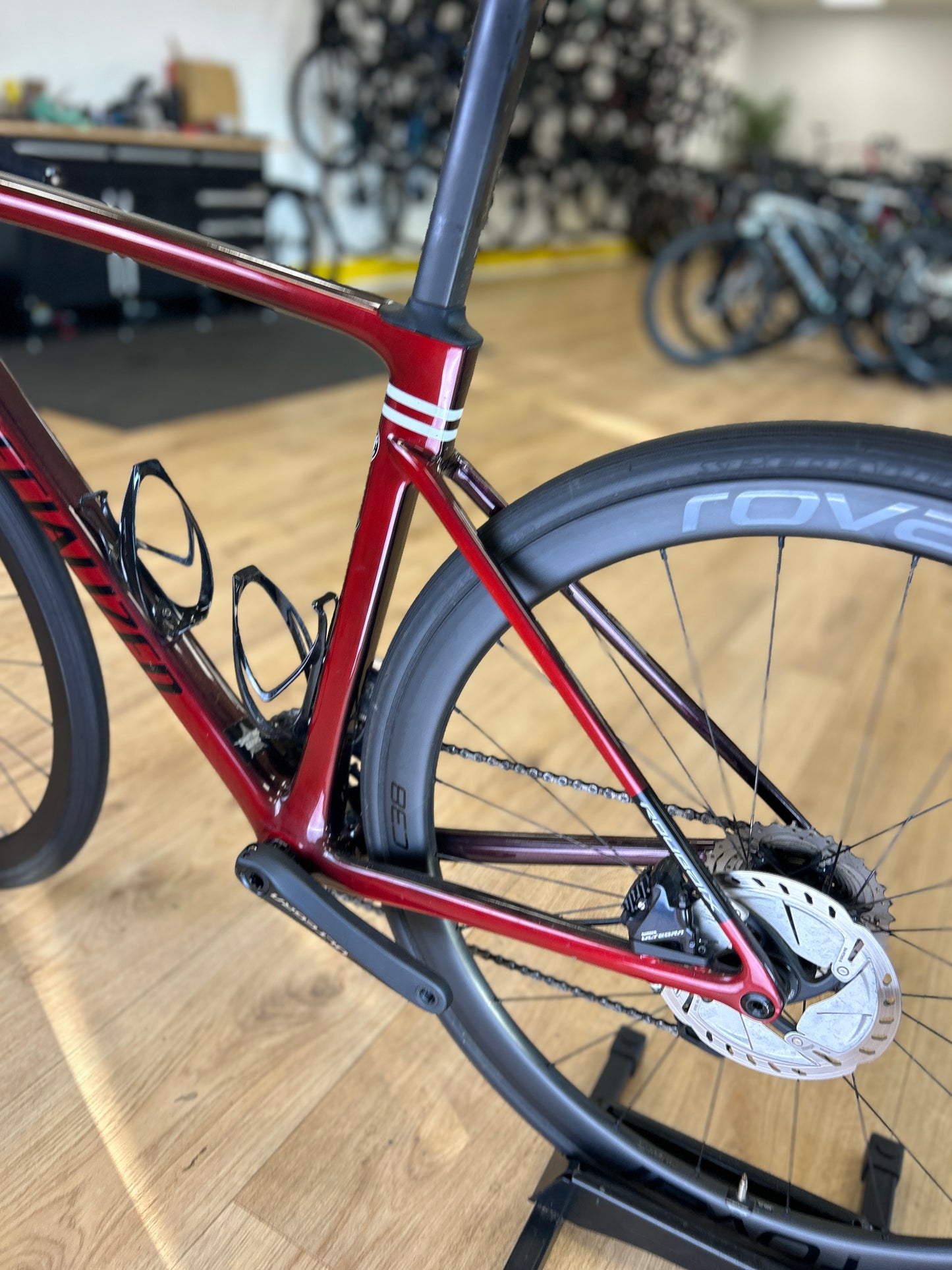 Specialized Roubaix Expert Di2 Carbon Disc Racefiets