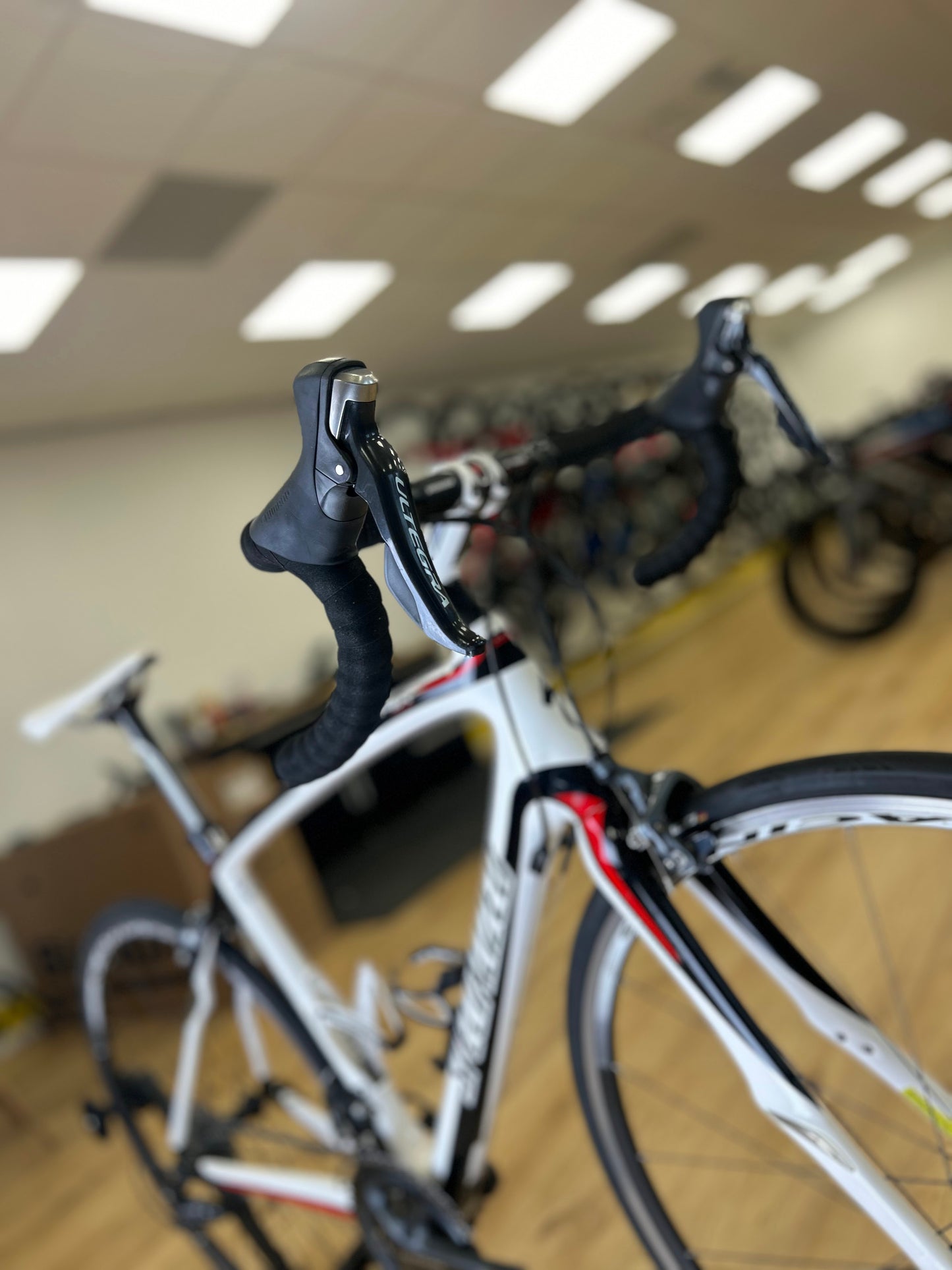 Specialized Roubaix Carbon Ultegra Racefiets Staat: Goede staat
