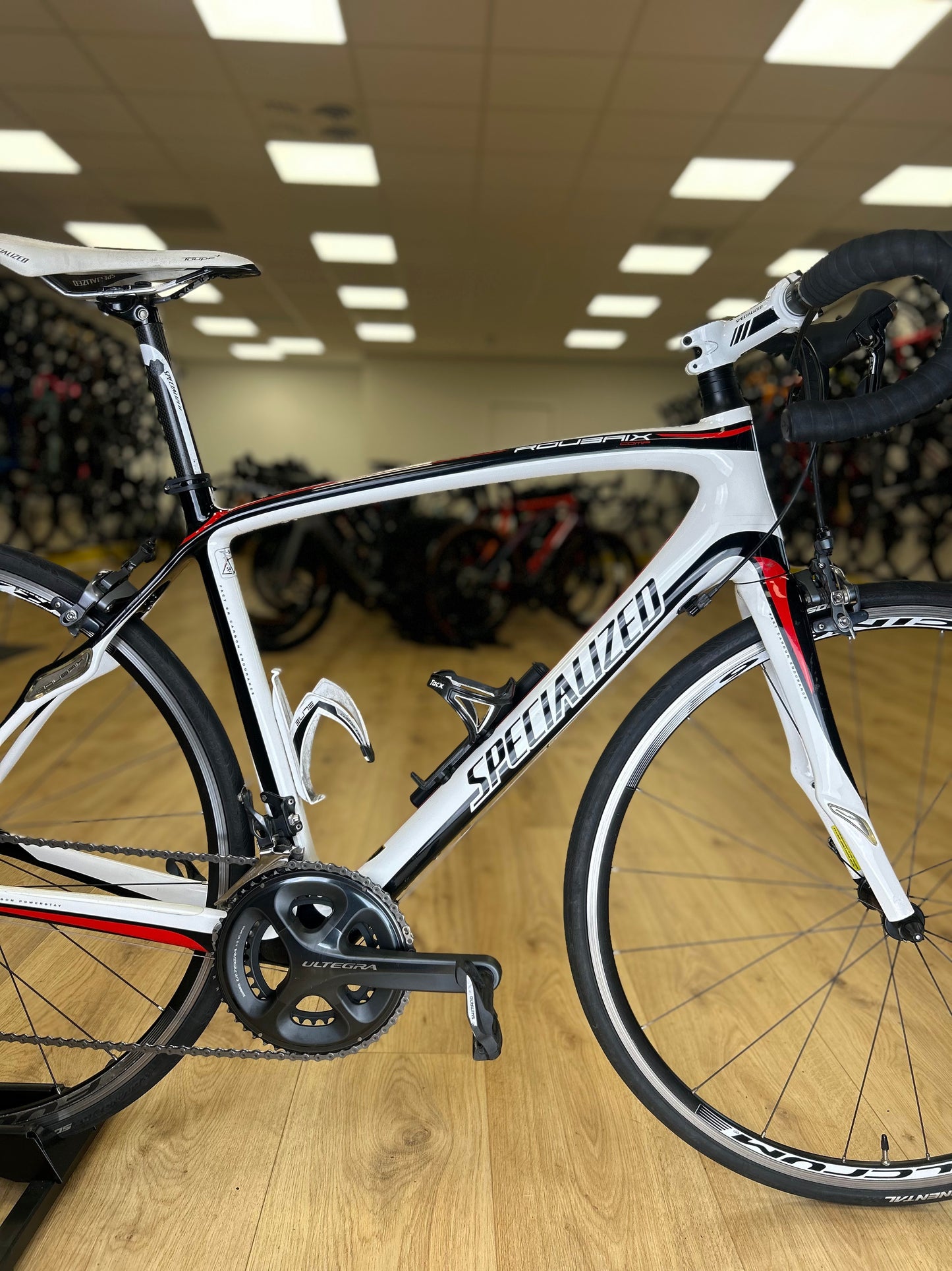 Specialized Roubaix Carbon Ultegra Racefiets Staat: Goede staat