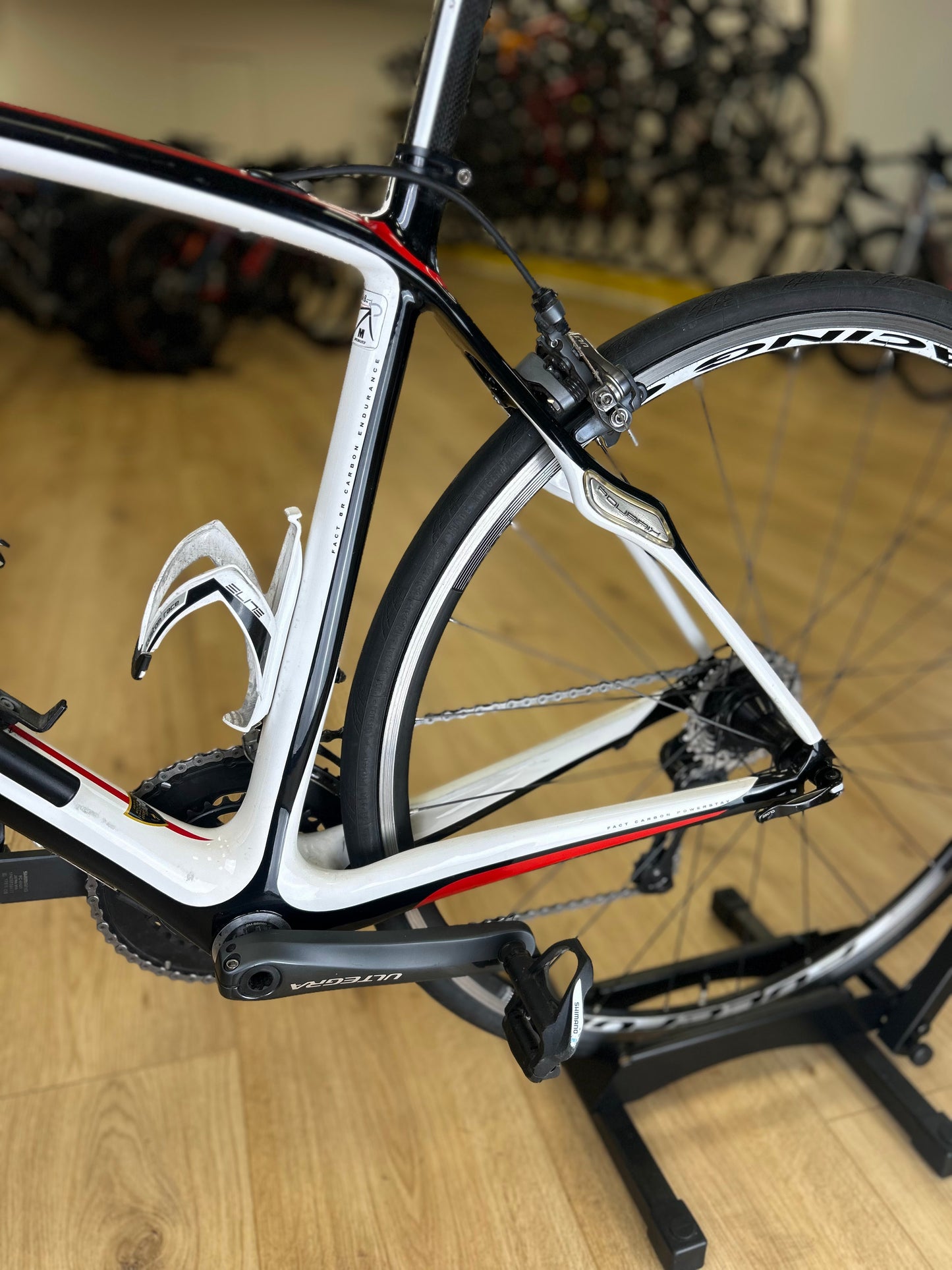 Specialized Roubaix Carbon Ultegra Racefiets Staat: Goede staat