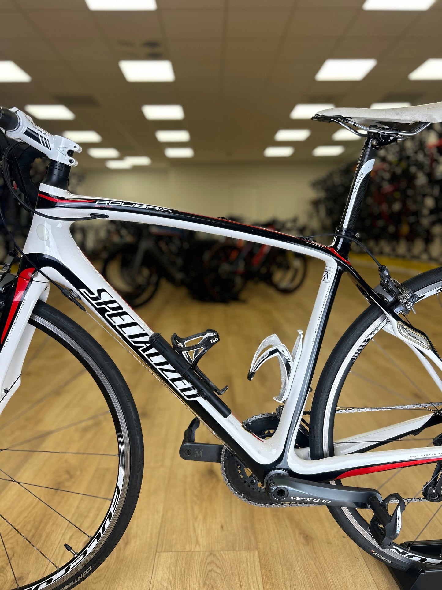 Specialized Roubaix Carbon Ultegra Racefiets Staat: Goede staat