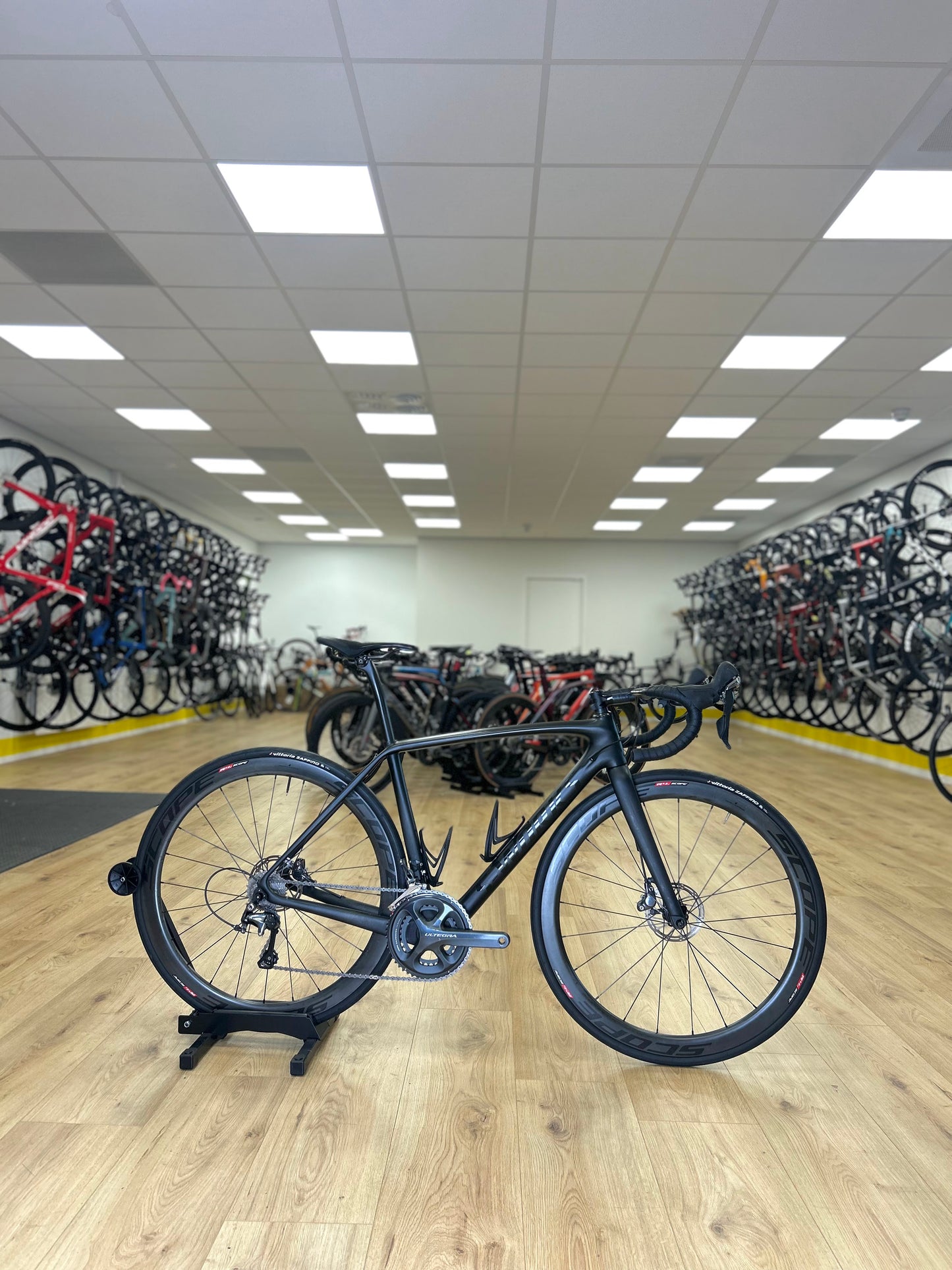 Sworks Tarmac Disc Carbon Road Bike