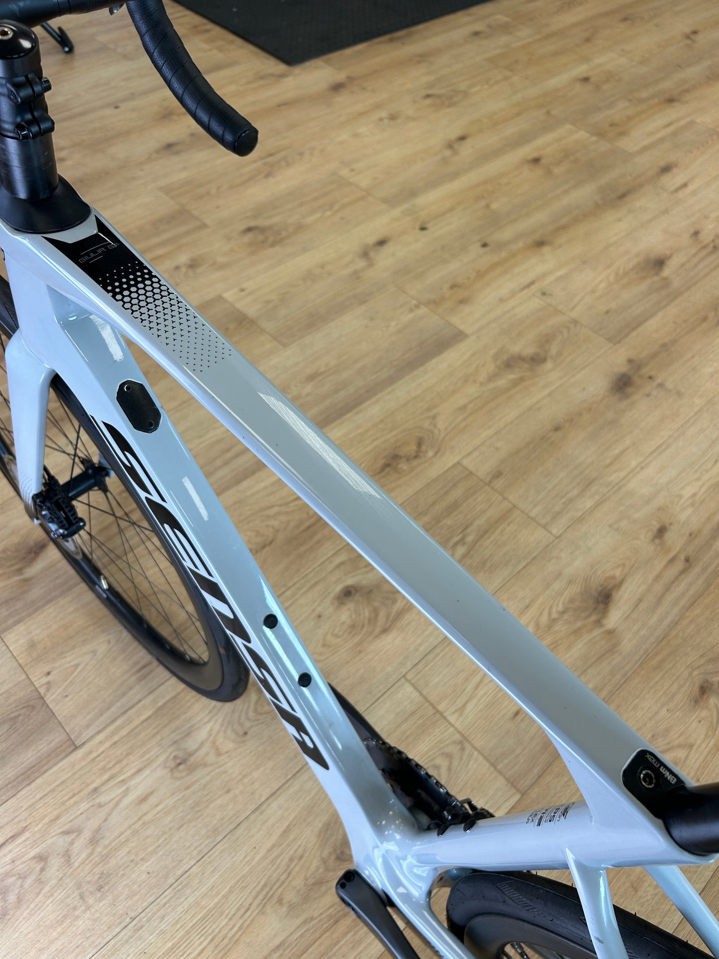 Sensa Giulia GF DI2 Carbon Disc Racefiets