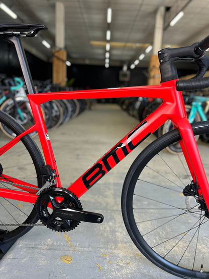 NEW BMC Teammachine SLR Di2 Carbon Road Bike