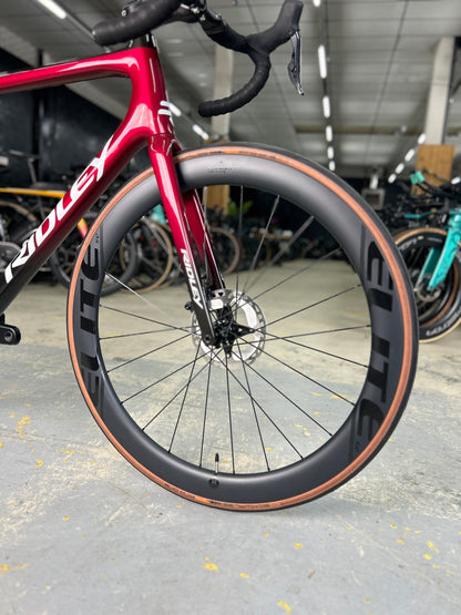 Showroom model Ridley Helium SLX Di2 Carbon Race Bike