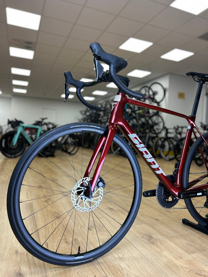 Demo Giant TCR Advanced 1 Di2 Carbon Road Bike