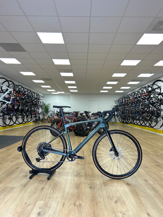 NEW - BMC URS RL Disc Carbon Gravel