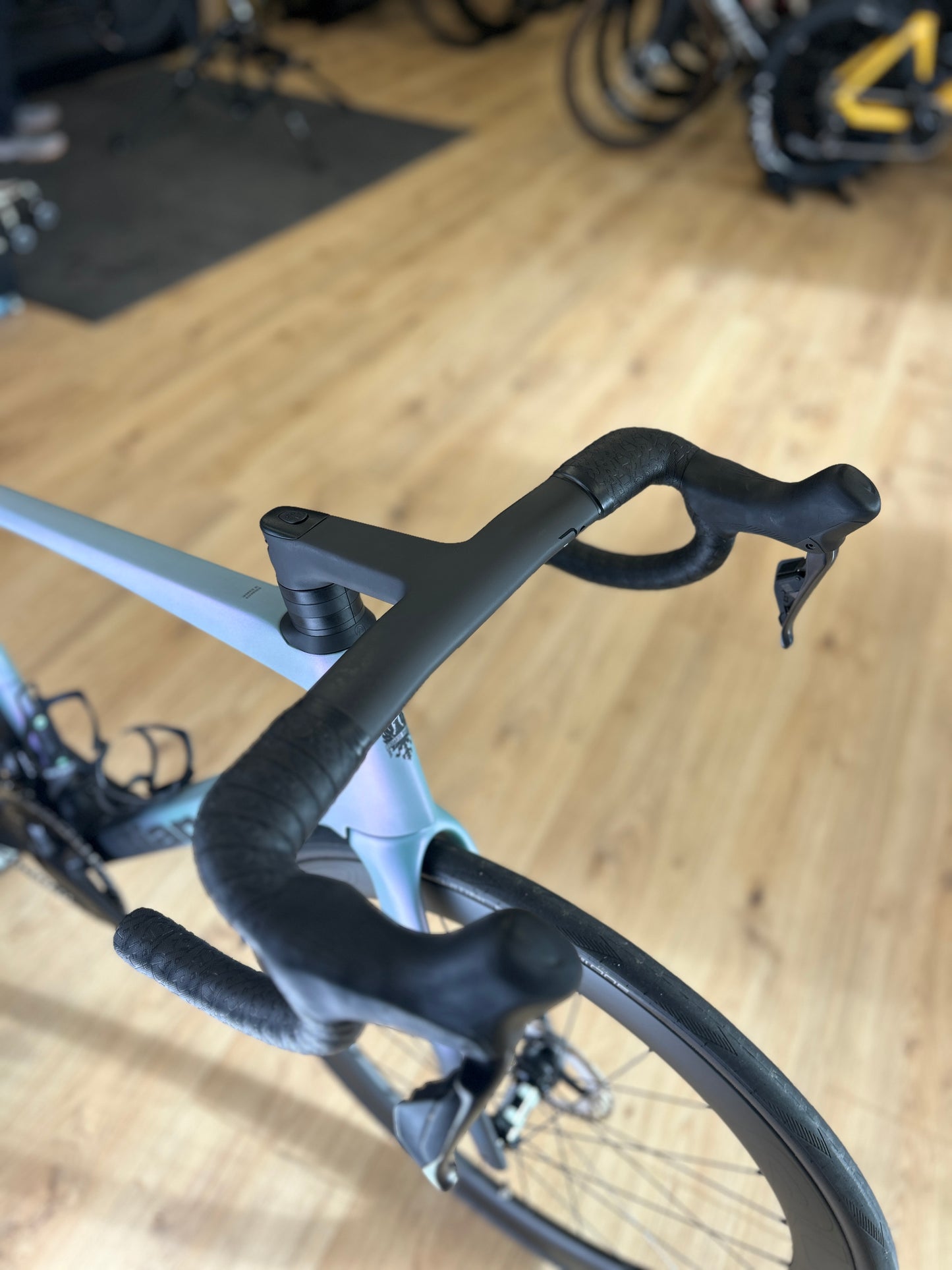 Bianchi Specialissima Pro Di2 Carbon Road Bike