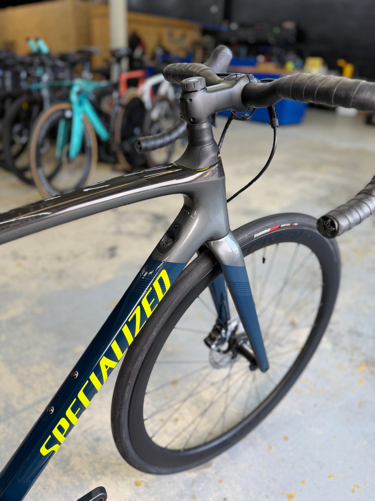 Specialized Roubaix Expert Di2 Carbon Racefiets