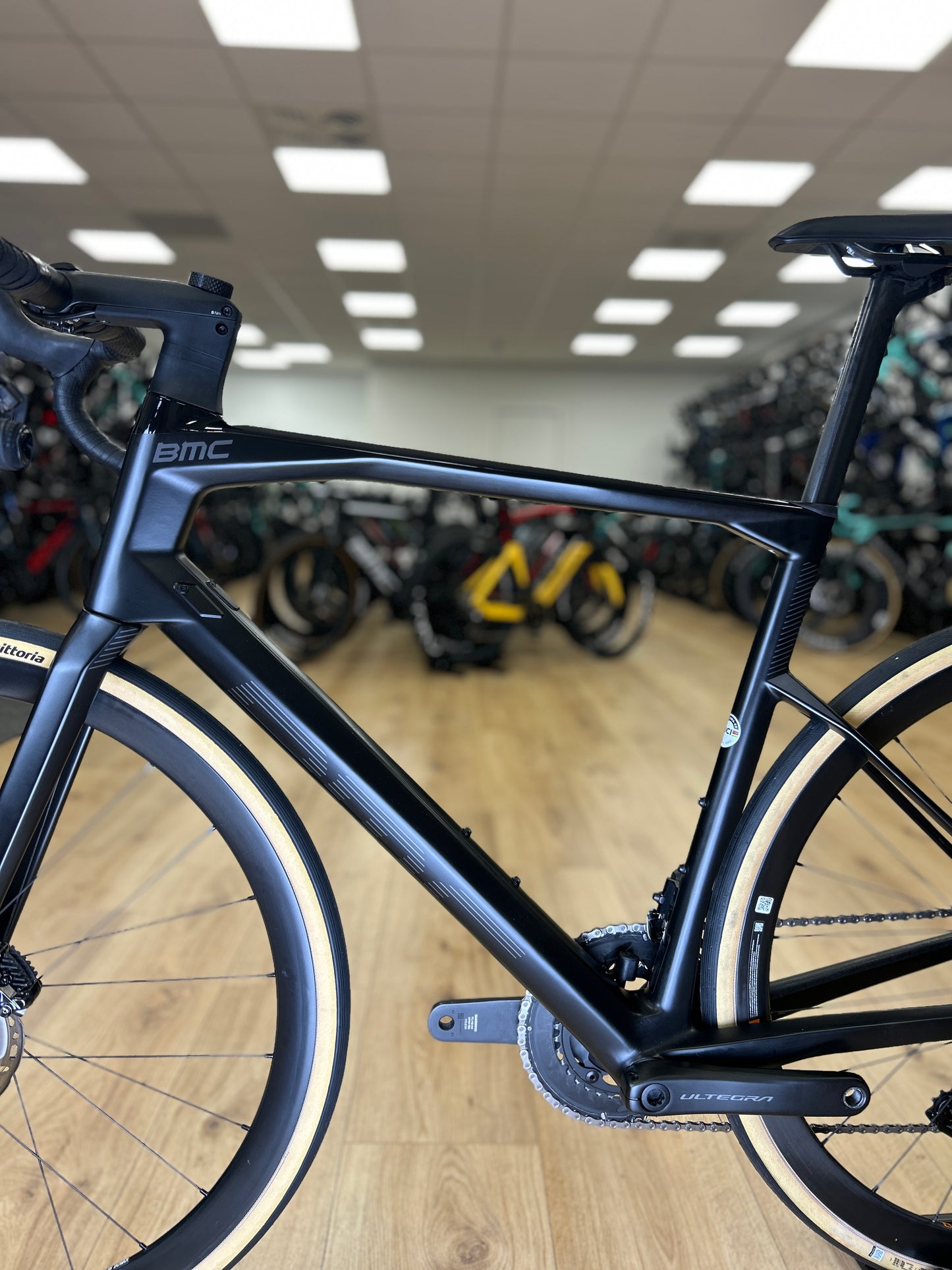 BMC RoadMachine 01 Di2 Carbon Road Bike