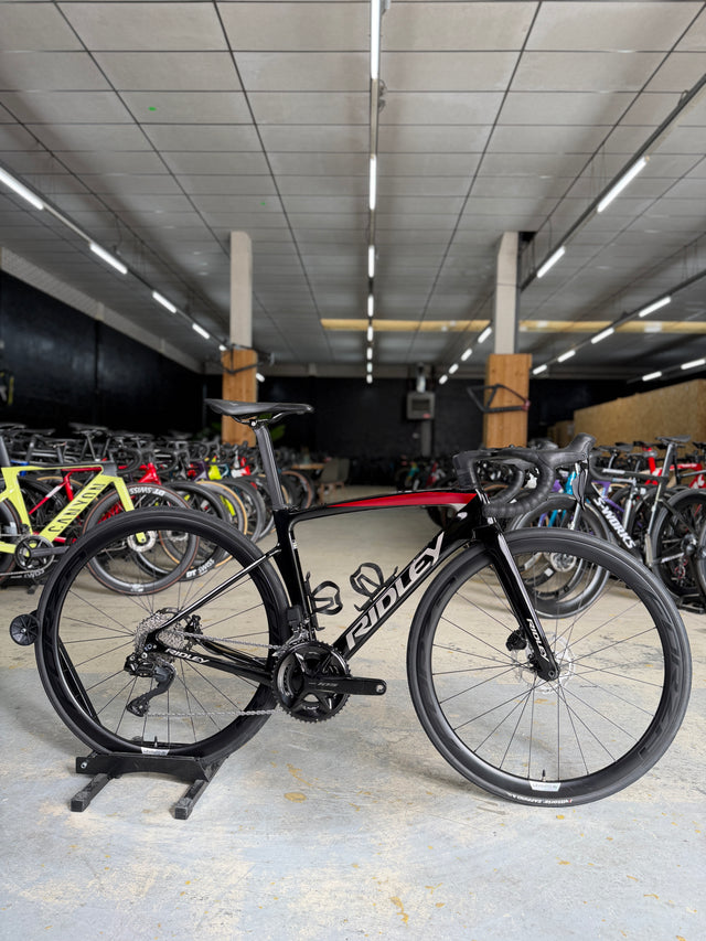1000km Ridley Noah Di2 Carbon Racefiets