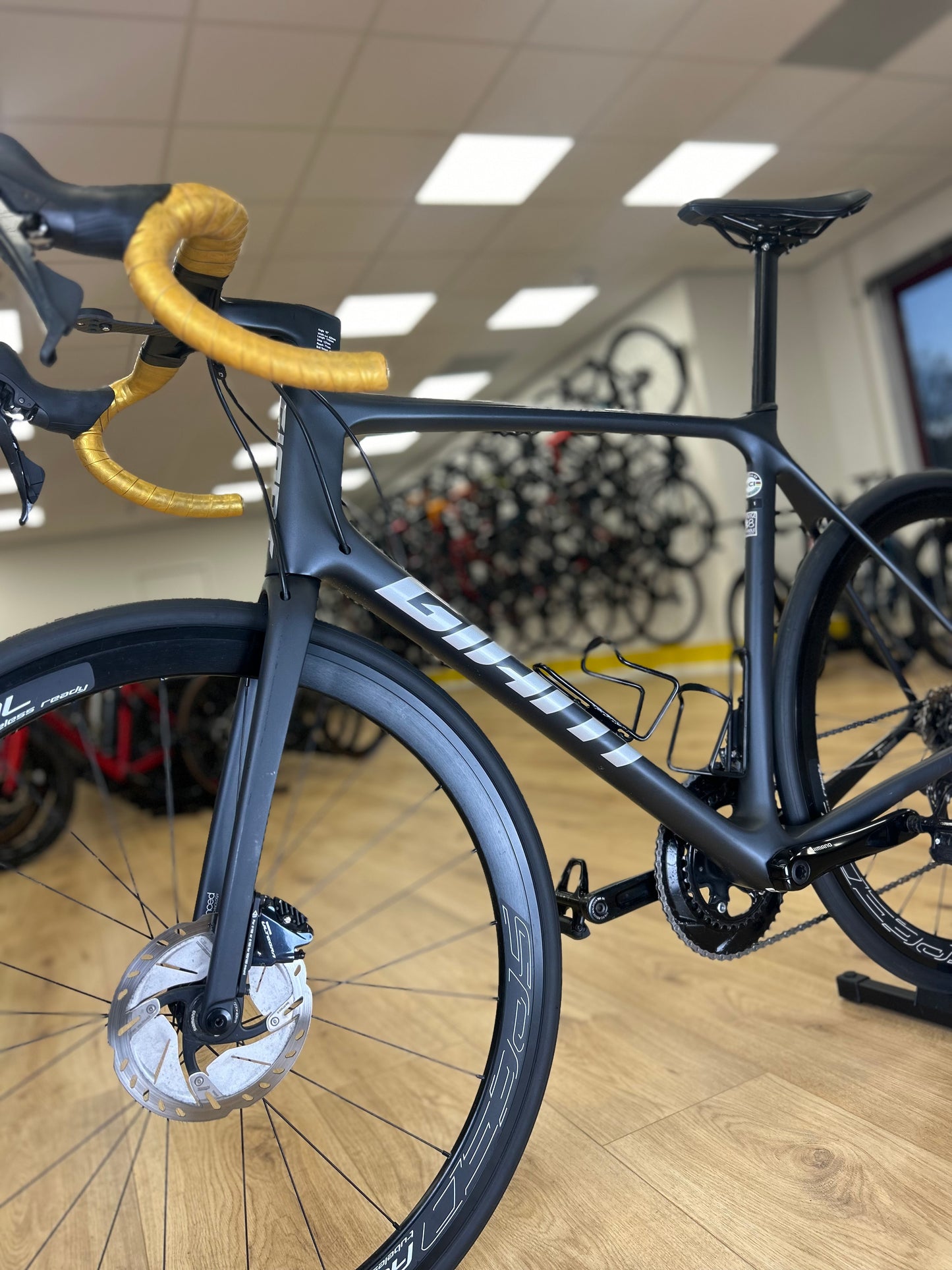 Giant TCR Ultegra Carbon disc Racefiets