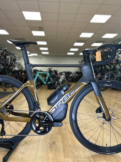 0km Showroom Model Orbea Orca Aero M30iLTD Di2 Carbon Racefiets