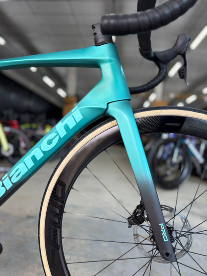 Bianchi Specialissima PRO AXS Carbon Racefiets