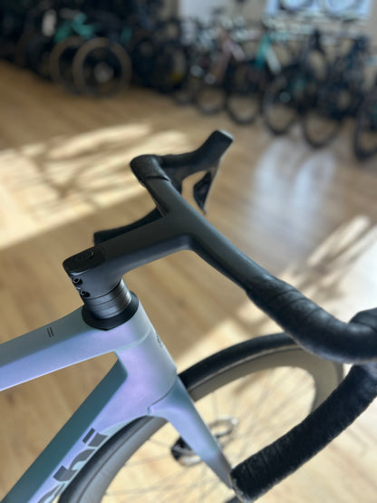 Bianchi Specialissima Pro Di2 Carbon Road Bike