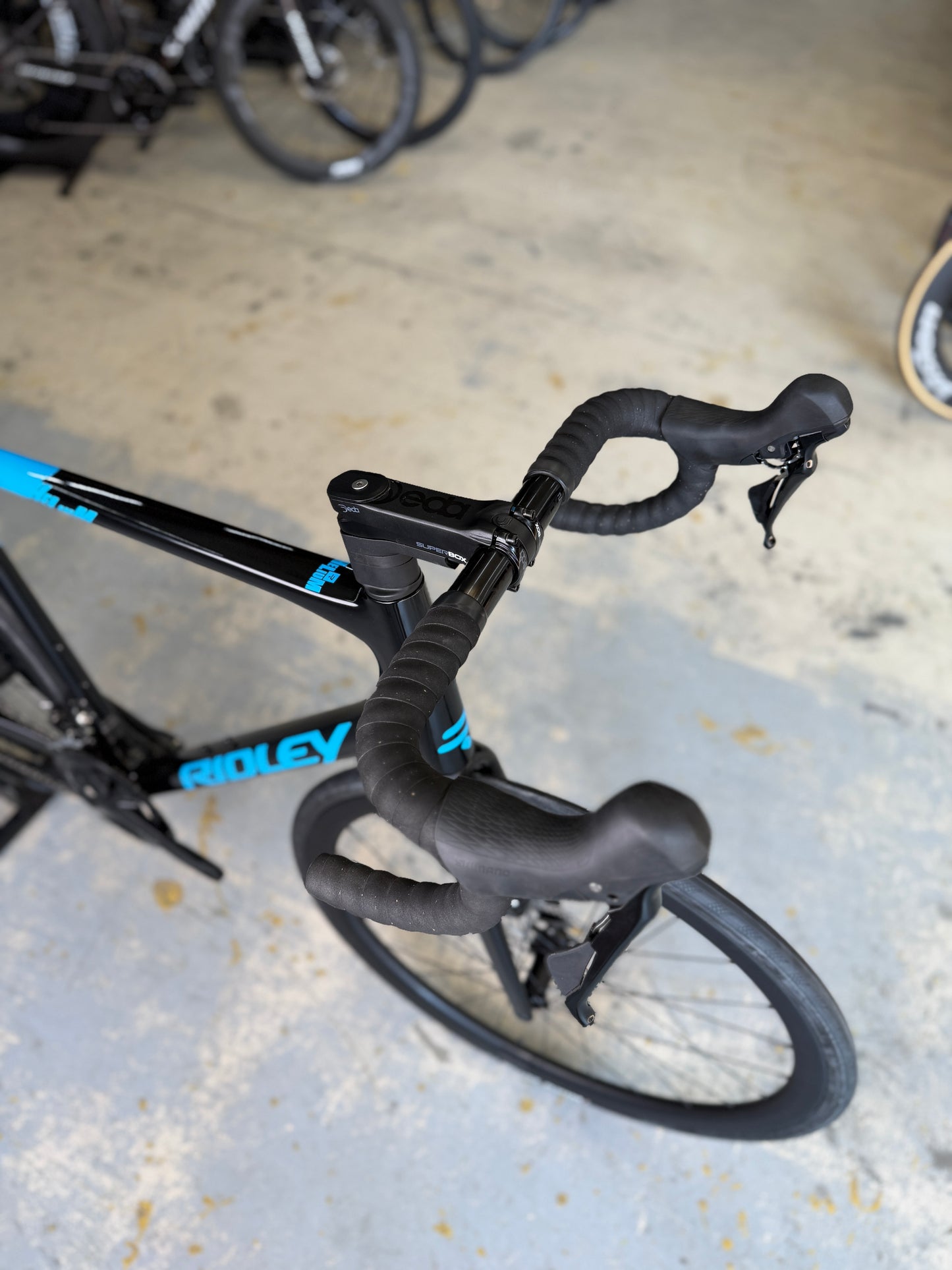 NIEUW Ridley Helium Carbon Racefiets