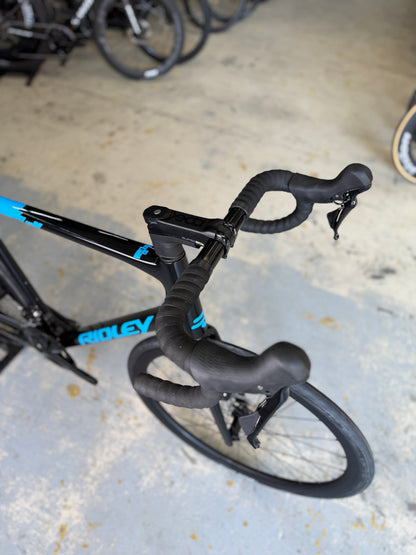 NIEUW Ridley Helium Carbon Racefiets