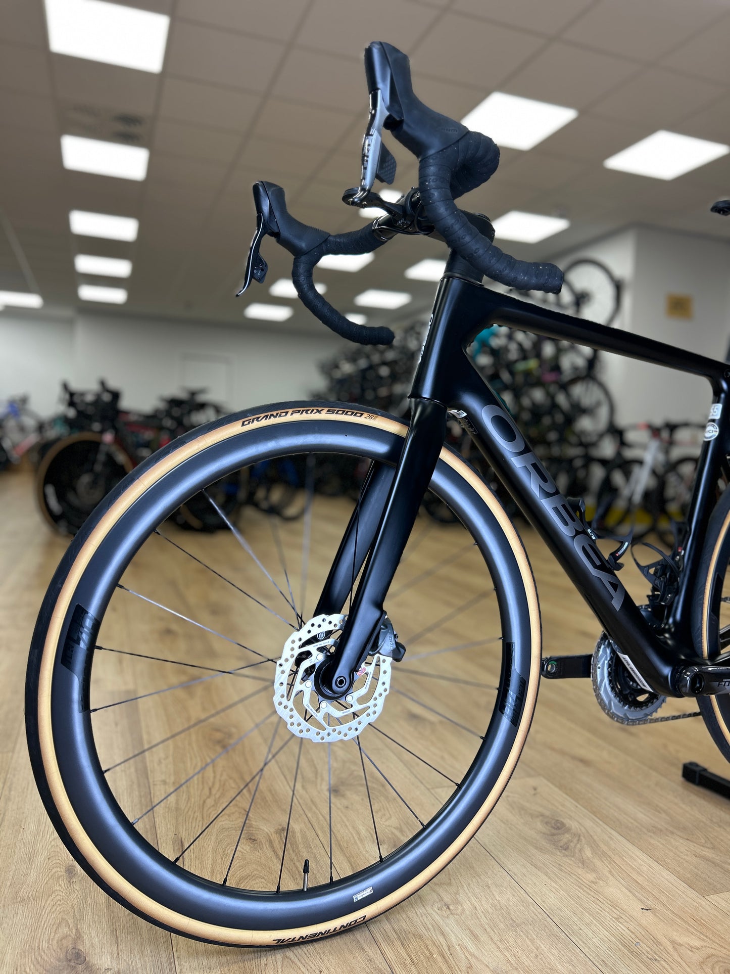 Orbea ORCA M21eTEAM PWR AXS Carbon Racefiets