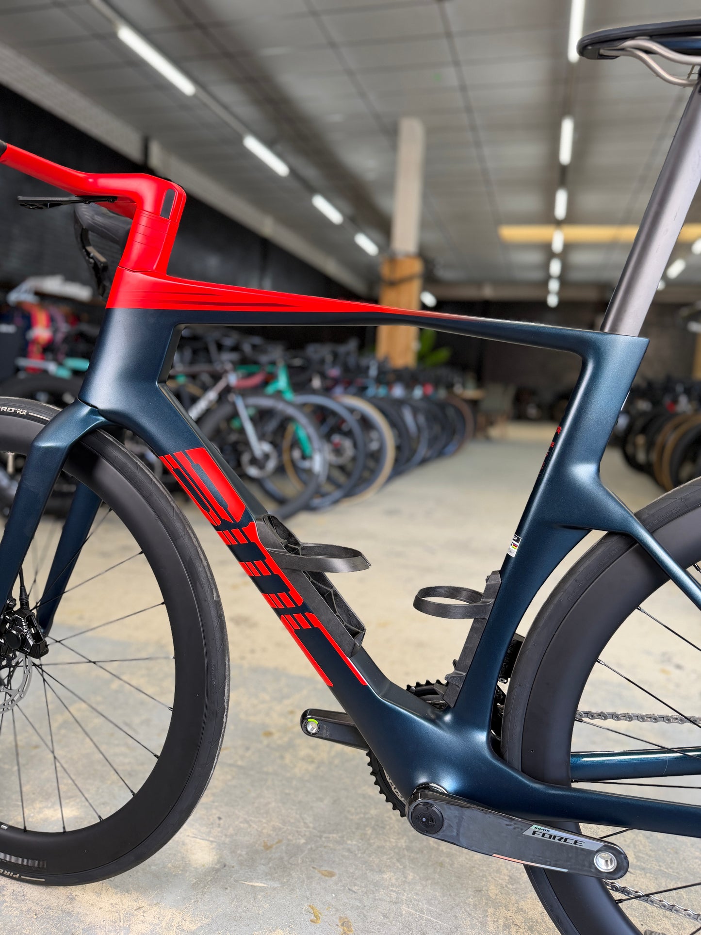 NIEUW BMC TeamMachine R01 AXS Carbon Racefiets