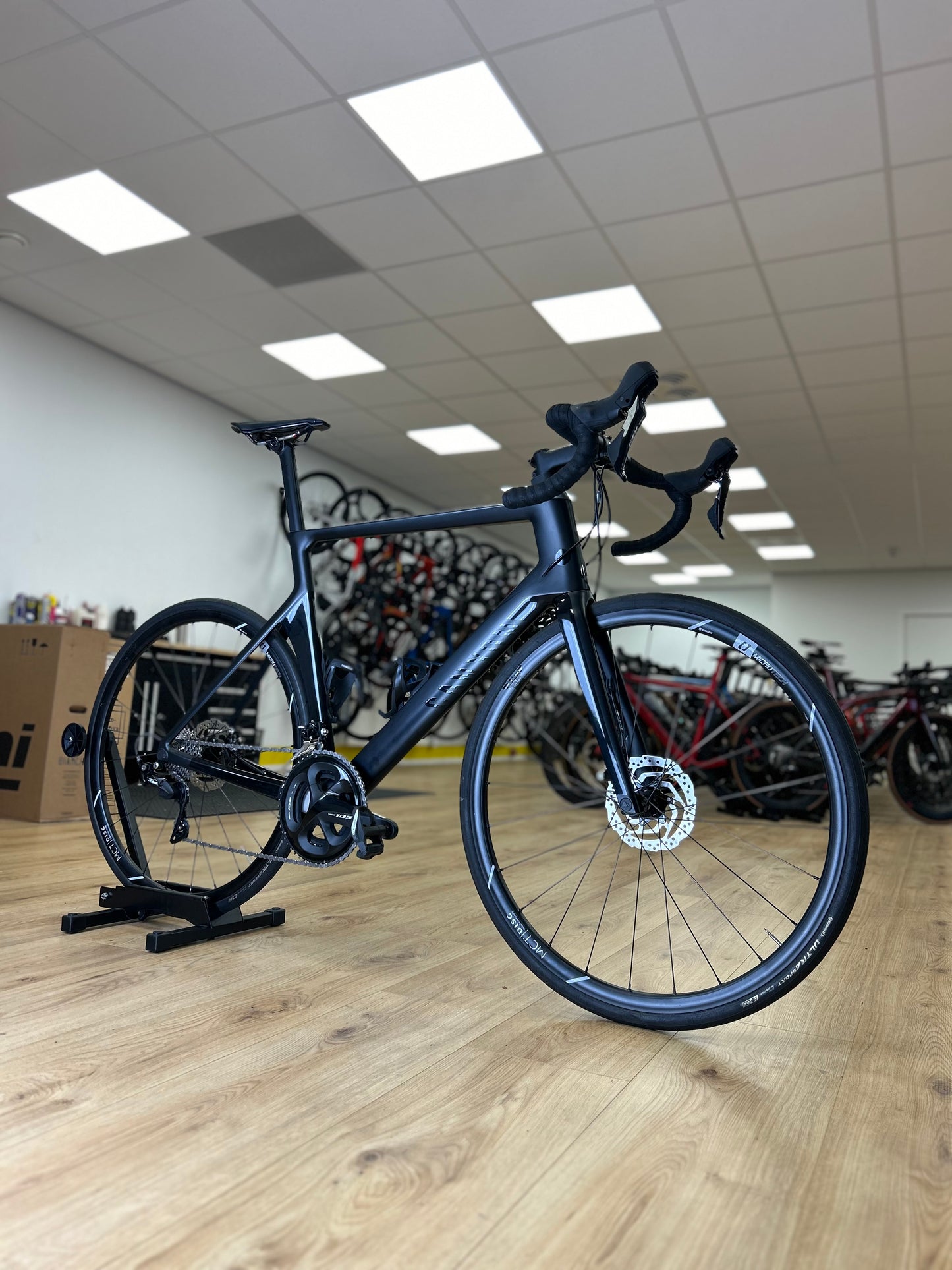 Canyon Aeroad Carbon Disc Racefiets