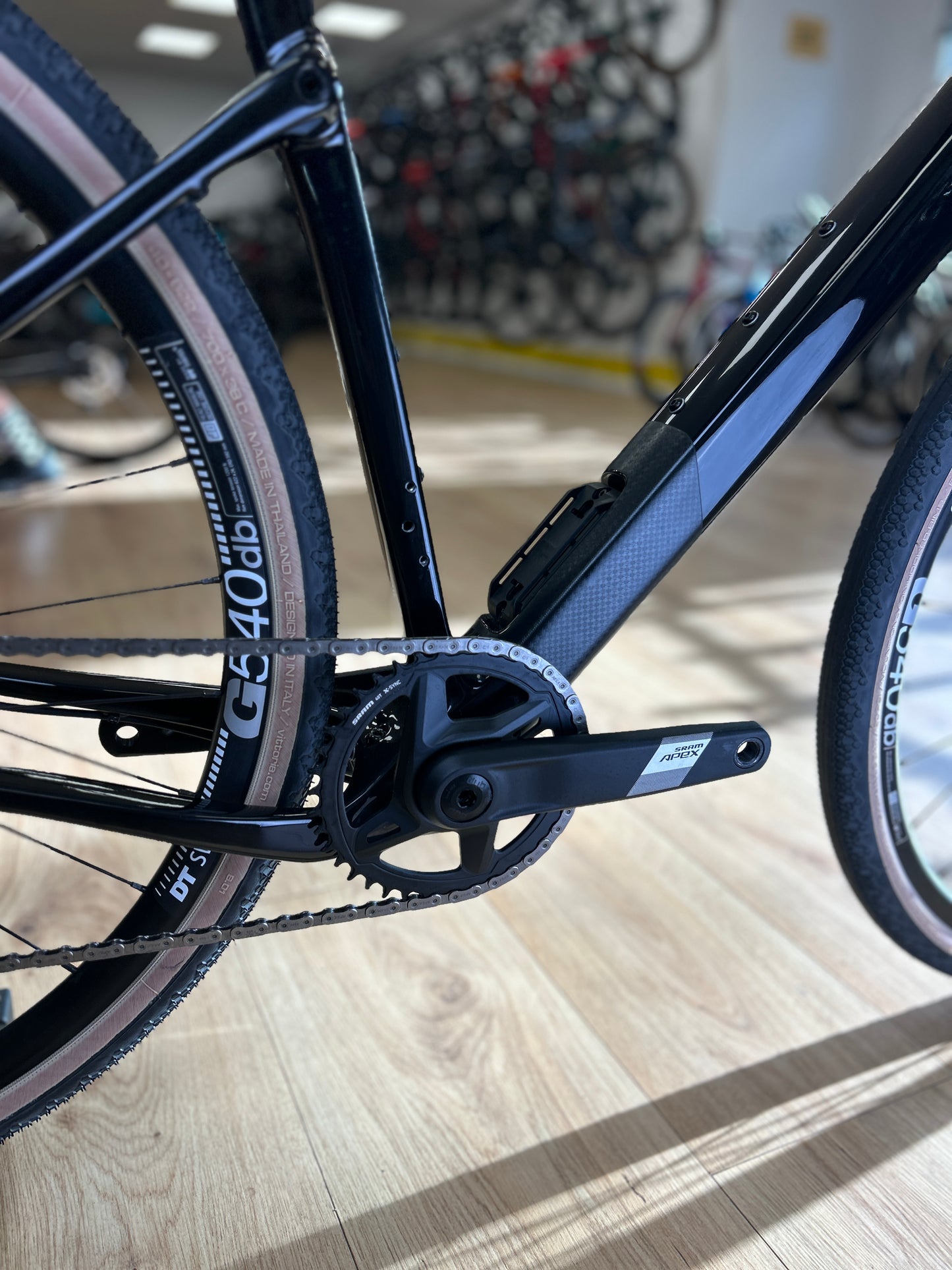 SHOWROOM MODEL Cannondale Topstone LG AXS Gravel Fiets