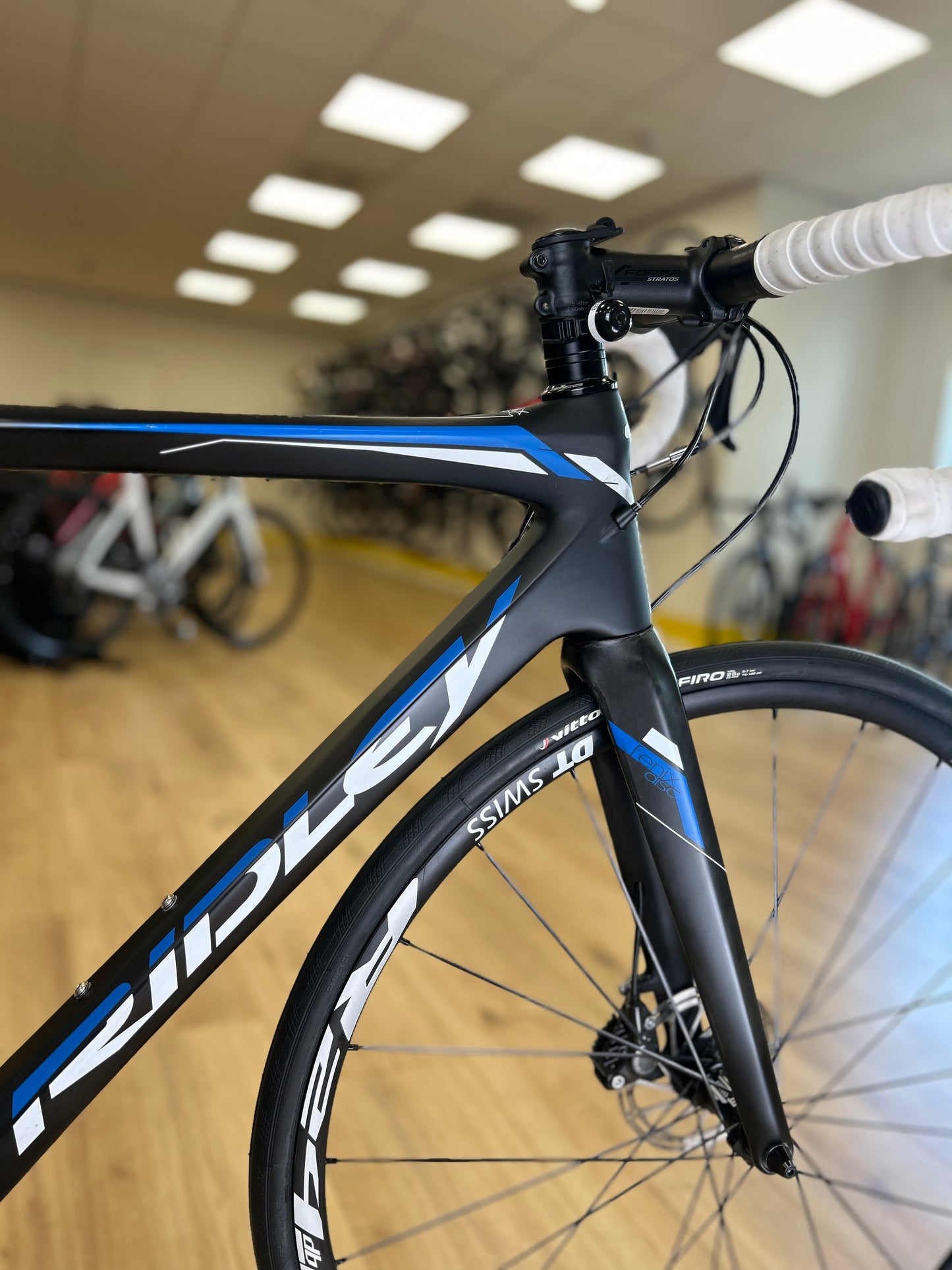 Ridley Fenix Disc Carbon Ultegra Racefiets