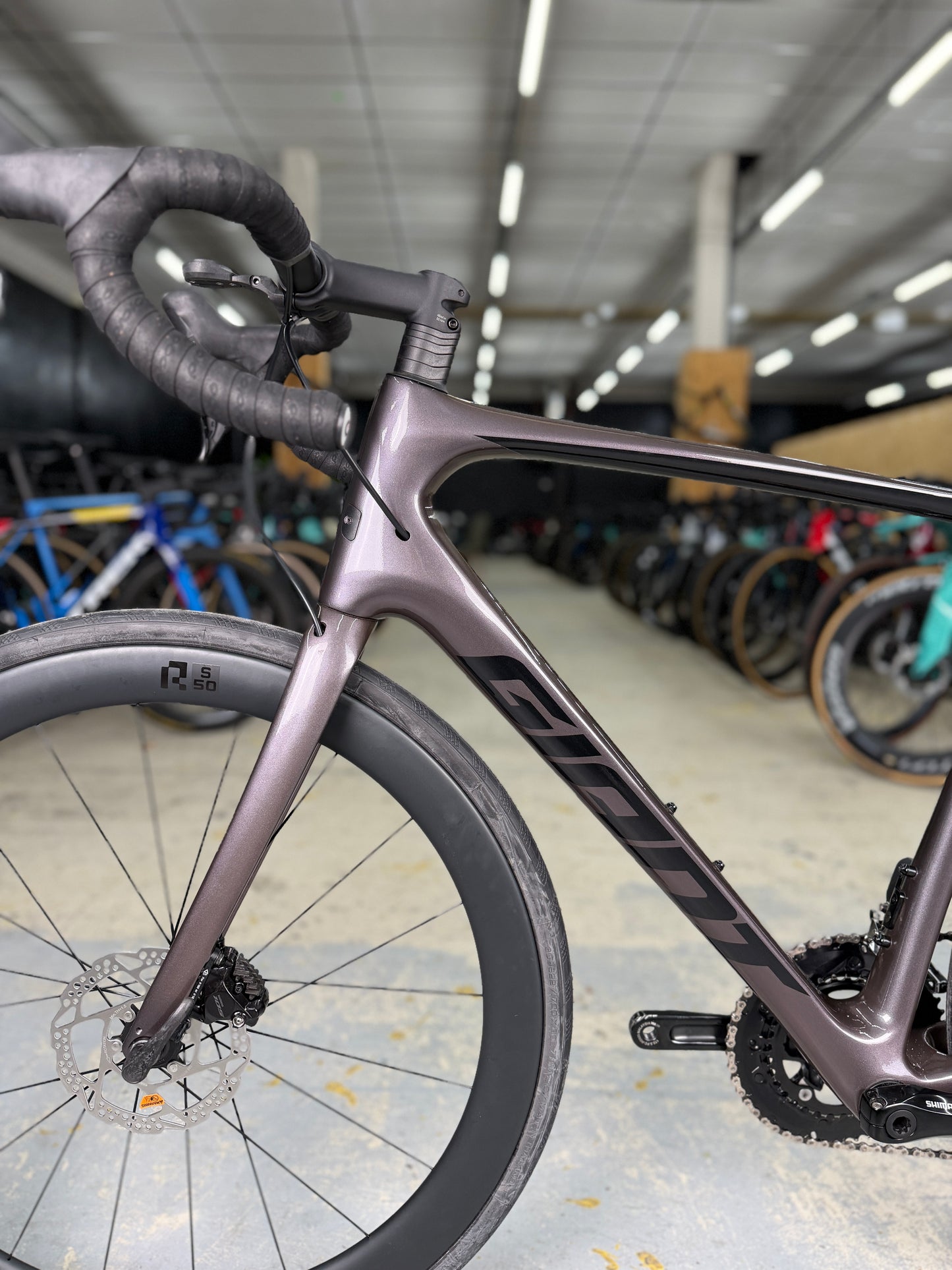 Giant Defy Advanced Di2 Carbon Racefiets