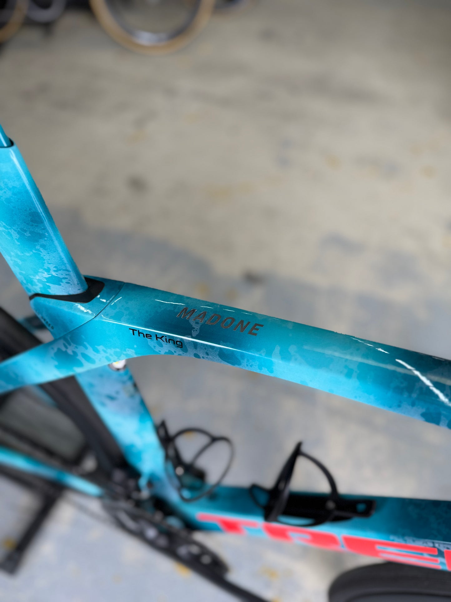 Trek Madone SLR Di2 Carbon Road Bike
