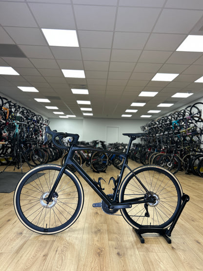 BMC Roadmachine 01 Di2 Carbon Racefiets