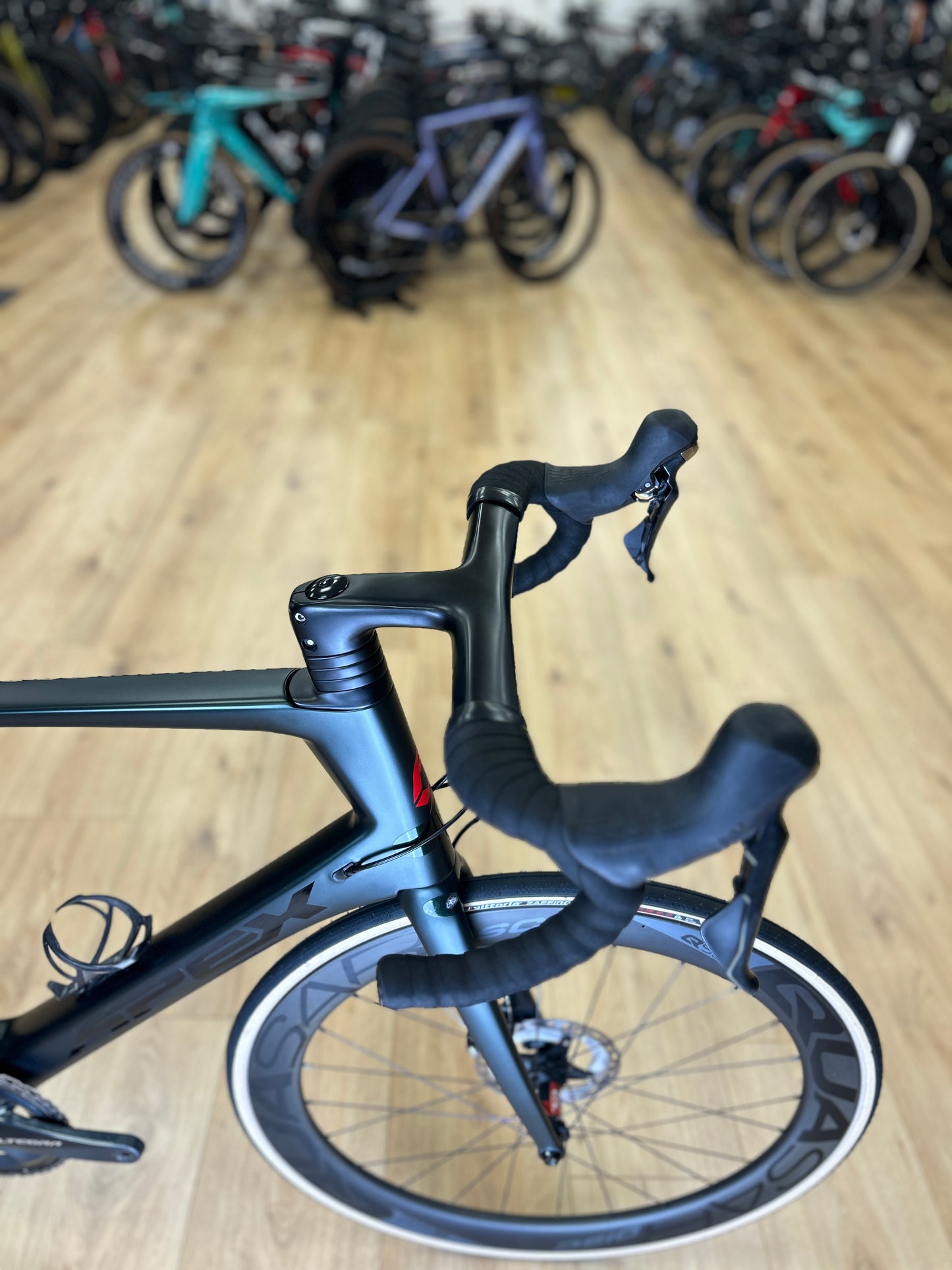 Apex Flare 3.0 Disc Carbon Racefiets