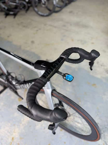 Factor ONE AXS Carbon Racefiets