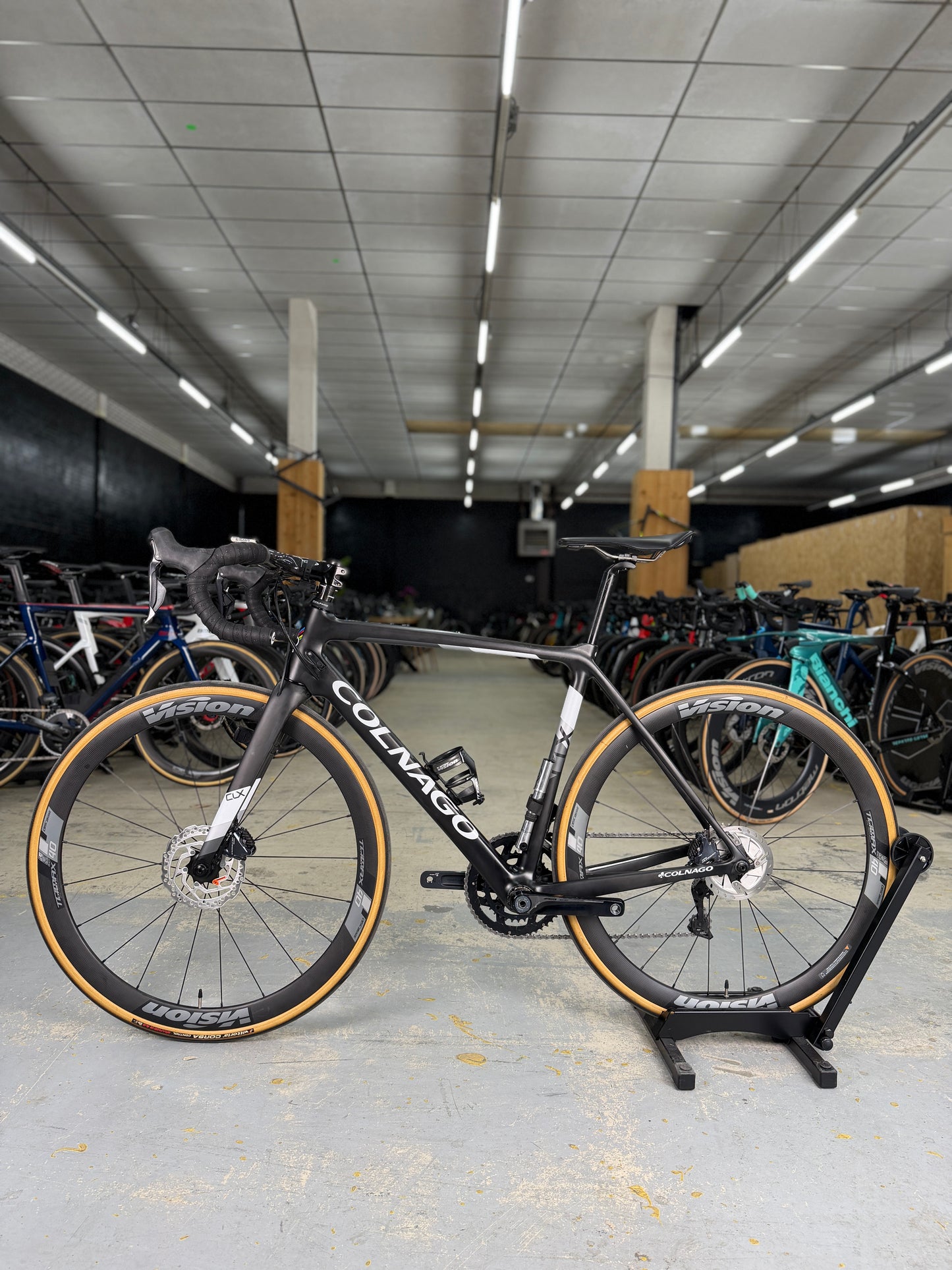 Colnago CLX Di2 Carbon Road Bike