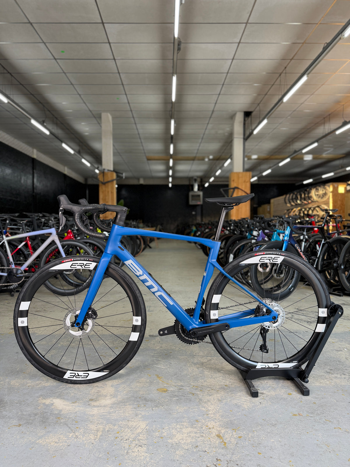 NIEUW BMC Roadmachine TWO Di2 Carbon Racefiets