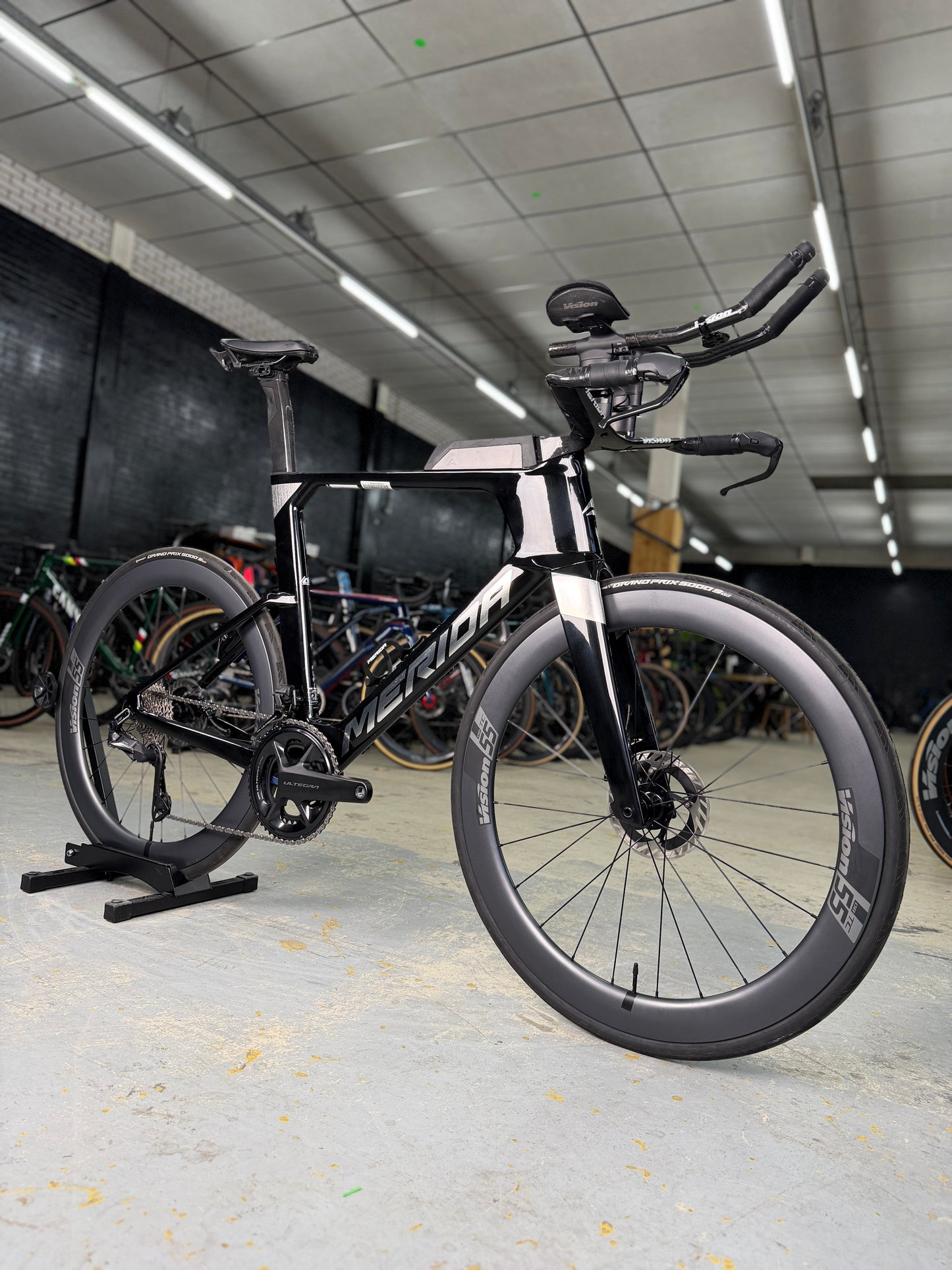 DEMO Merida Time Warp Tri Limited Di2 Carbon Racefiets