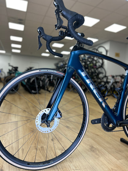 Trek Domane SL6 Disc Carbon Road Bike