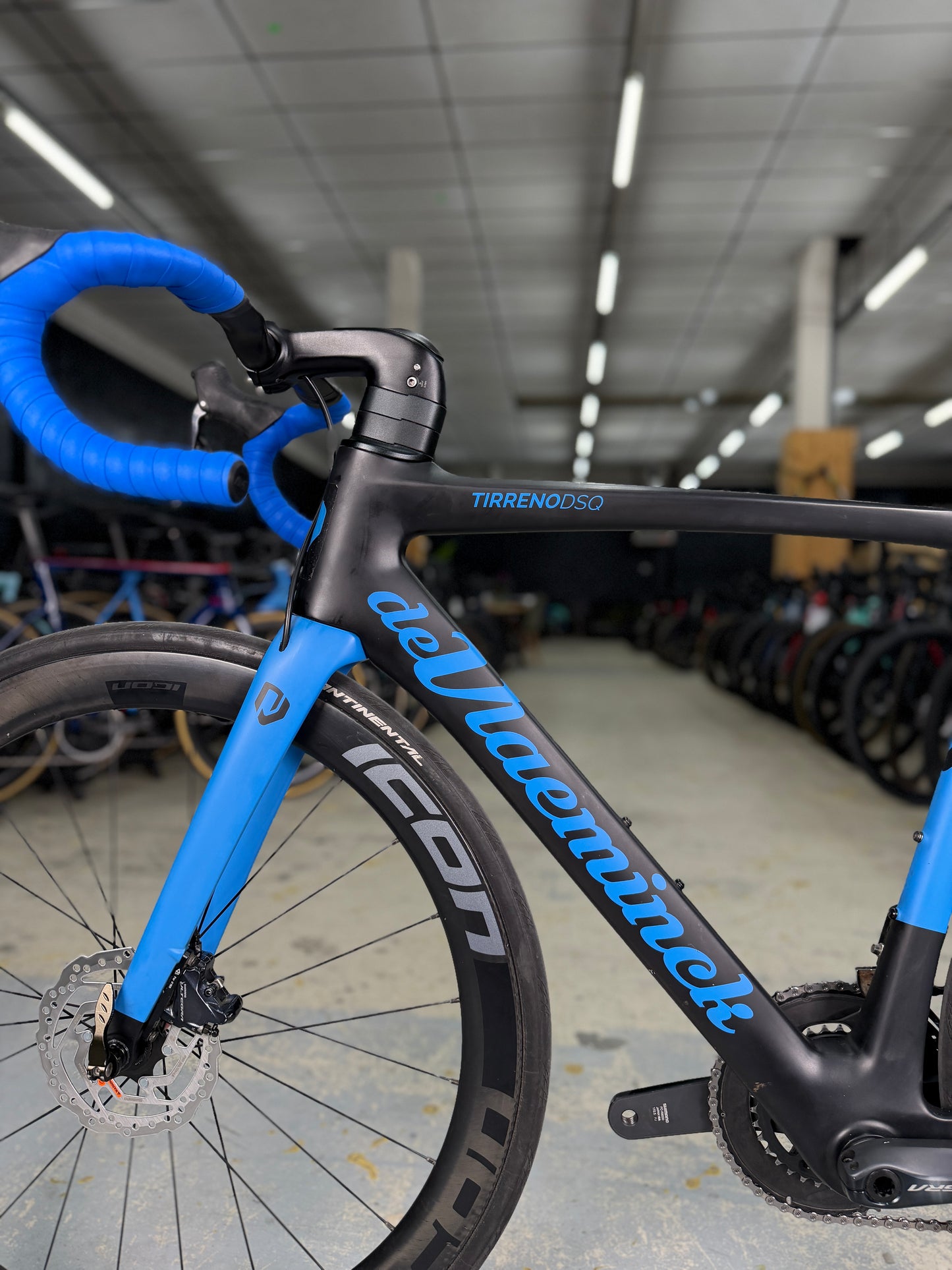 Roger de Vlaeminck Tirreno DSQ Di2 Carbon Road Bike