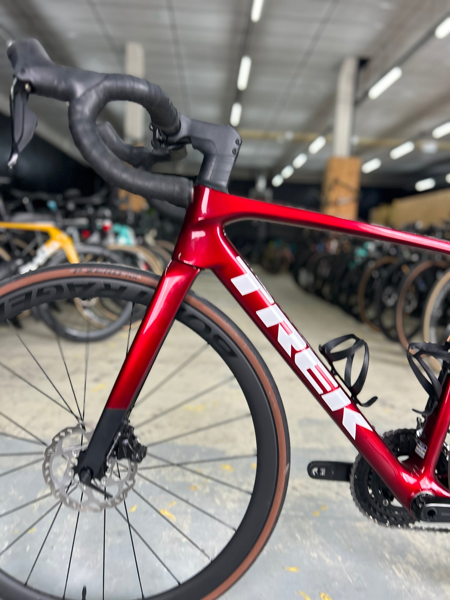 Trek Madone SL6 Di2 Carbon Road Bike